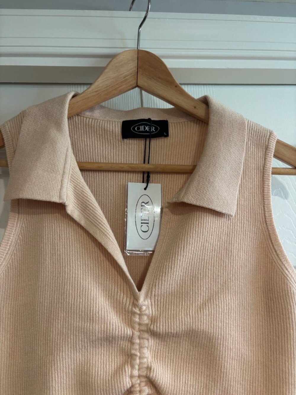 Cider Cropped Tank w/ Collar Ribbed Knit Tan Women's Large NWT - Picture 3 of 5